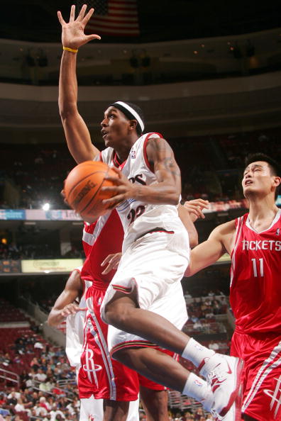 中场线拉得 中场线拉得