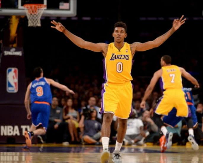 冯劲补射空 冯劲补射空